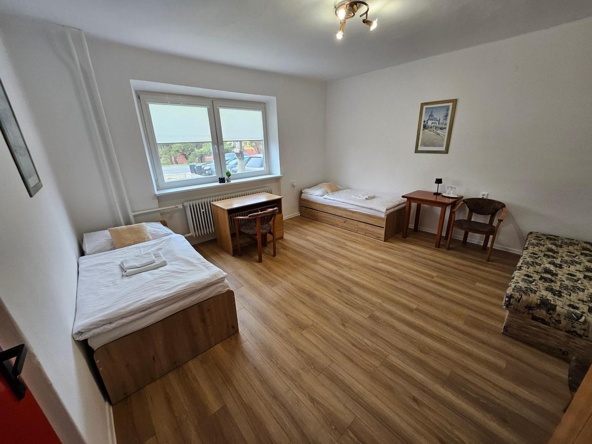 Hotel Squash Centrum Prievidza Quarto foto