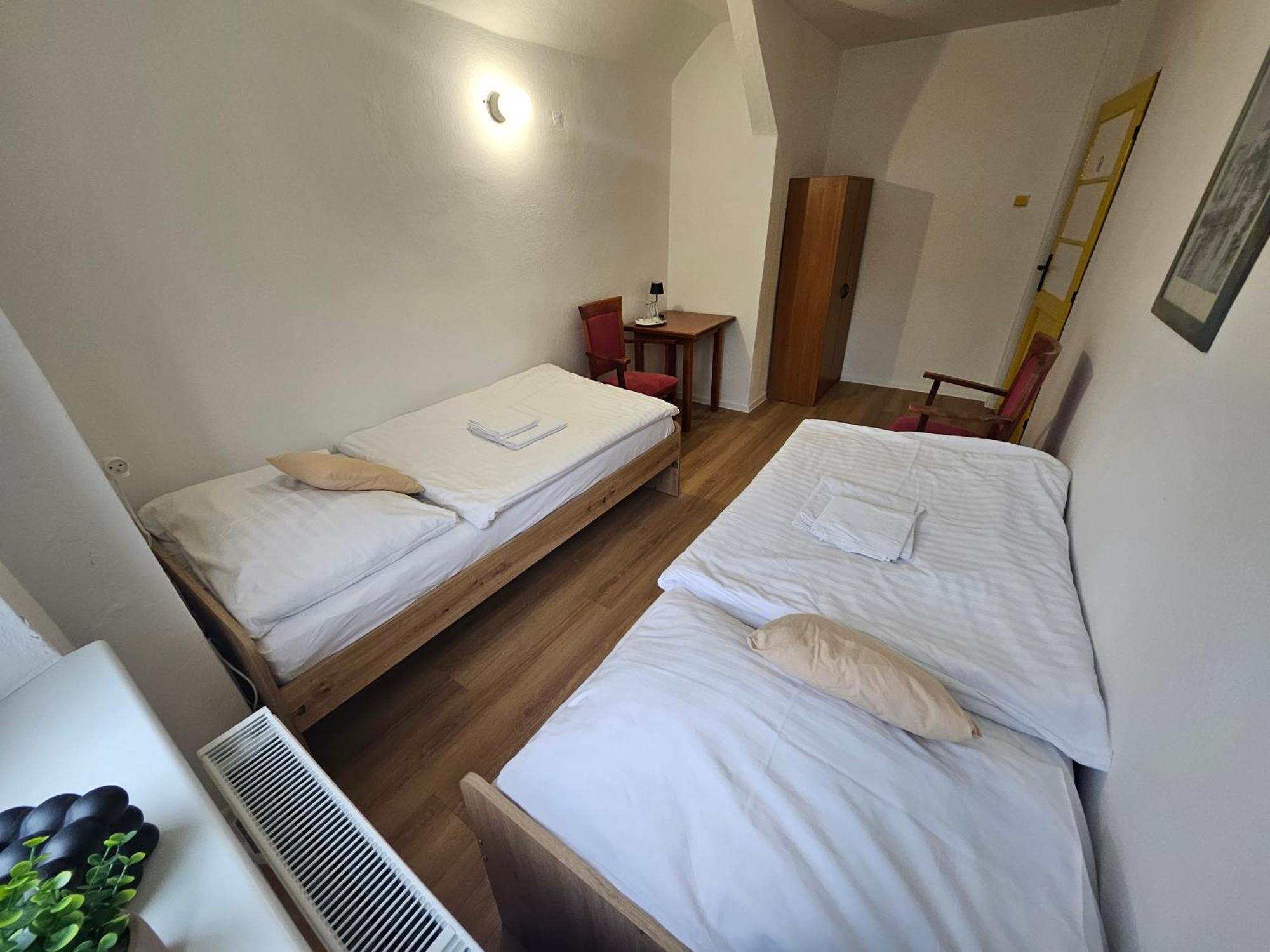 Hotel Squash Centrum Prievidza Quarto foto